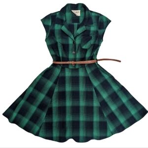 Boutique Onze belted green flannel buttoned shirtdress size XS